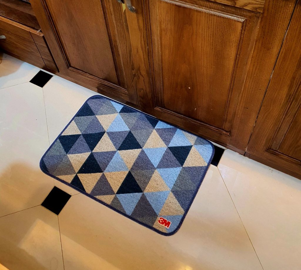 thảm 3m scotch brite tam giác